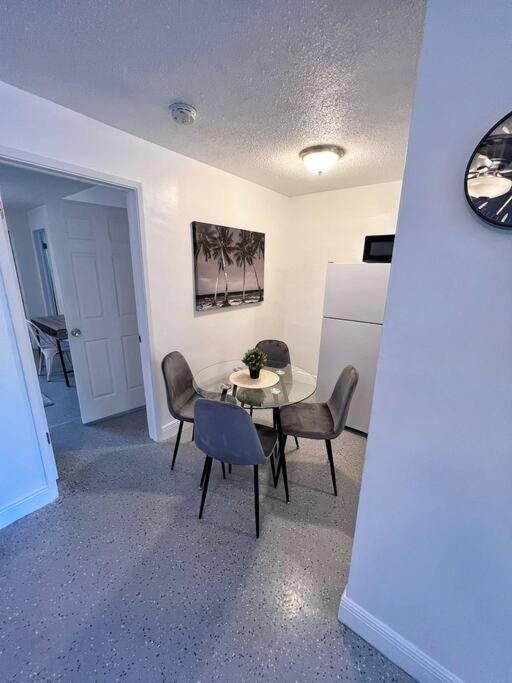 Cozy & Beautiful 1Bd Apartment W/Full Kitchen! Fort Lauderdale Esterno foto